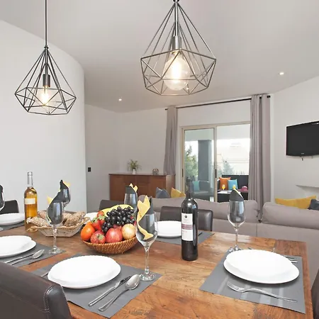 Villa Villa In Branqueira Near Santa Eulalia Beach *