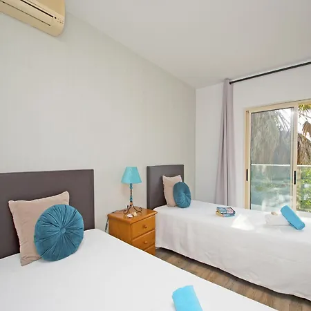 With Heatable Pool Villa *